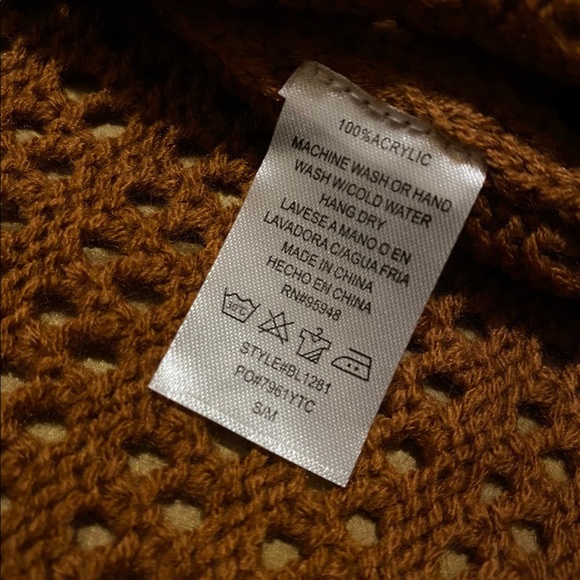 ❤️NWT HOODED KNIT CARDIGAN❤️ - Picture 6 of 6